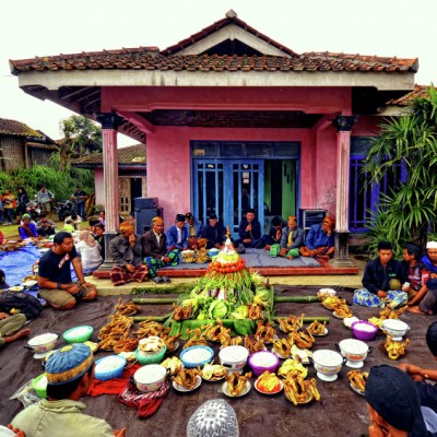 upacara bersih desa