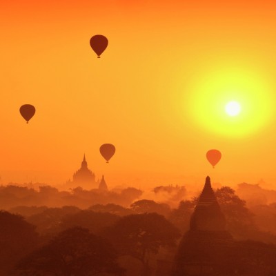 Sunrise at Bagan