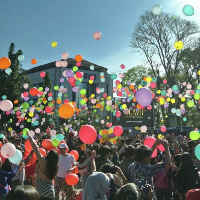 A Thousand Photographer Gathered.