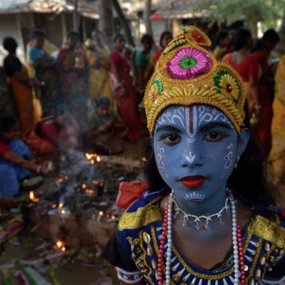 Avtaar - down to the villages of Bengal during Gajan Festival - 