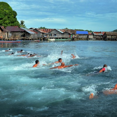 Traditional Swimming Parade