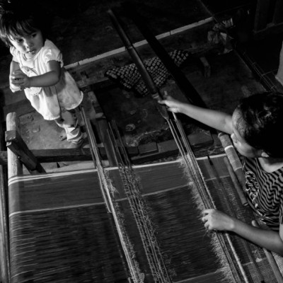 MY MOM IS AN ULOS MAKER