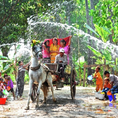 Myanmar Waterfestival