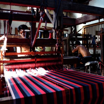 weaving workers