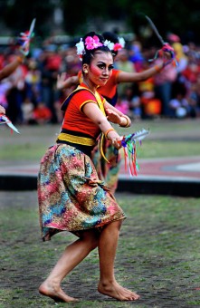 Tari Pedang