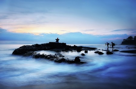 Menunggu sunset