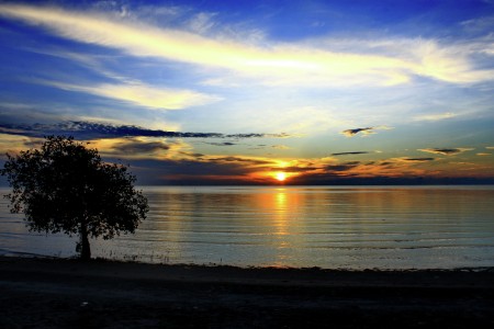 Senja di Tanjung Pendam