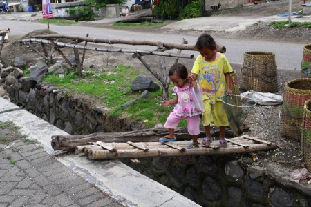 Helpfull Sister