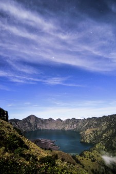 Starry Night Segara Anak Lake