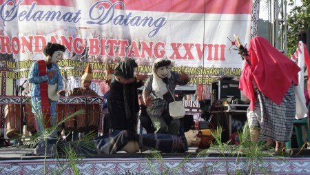 Huda-huda Toping-toping