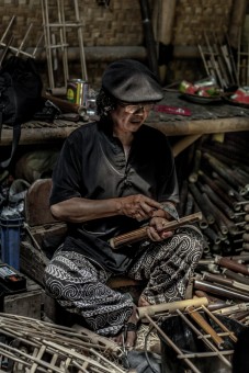 The Angklung Saviour
