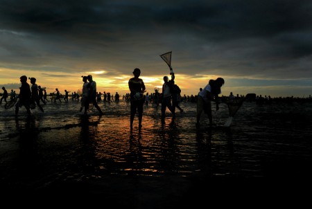 Bau Nyale di Lombok