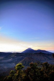 semeru look from behind