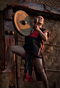 Performance gong at DakLak, Viet Nam