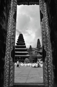 pura besakih