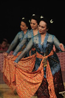 Tari Bedaya Parta Krama