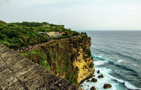 pesona uluwatu 2