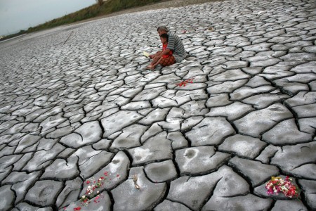 ZIARAH KUBUR KORBAN LUMPUR LAPINDO