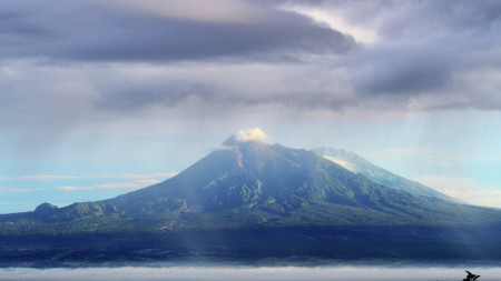 Merapi Kelabu