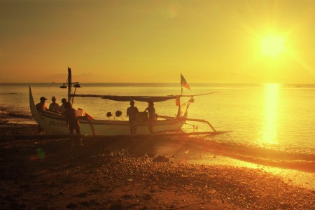 Nelayan Pulang