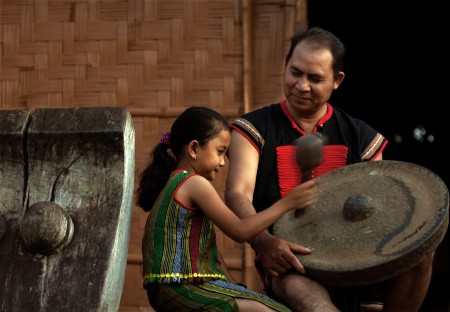 Learning hitting gong