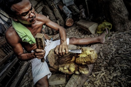 Bacolor Wood Carver