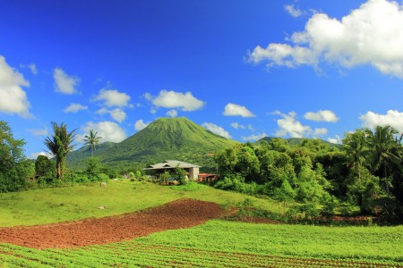 Gunung Lokon