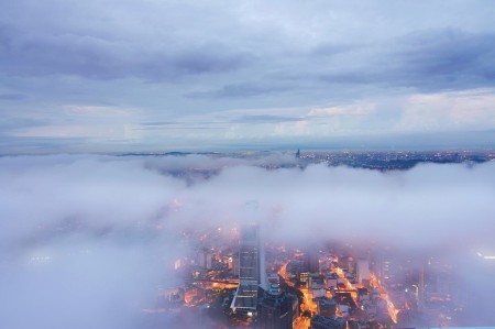 Between Sky and Earth