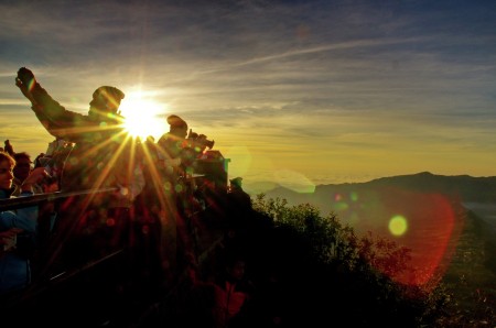 Menikmati Sunrise
