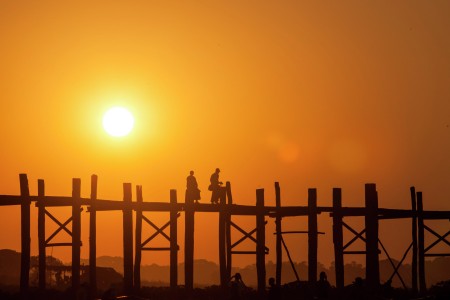 Sunset at Ubein Bridge