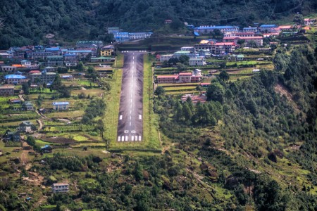 Scariest plane runway in the world