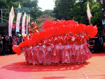 dibalik kipas merah