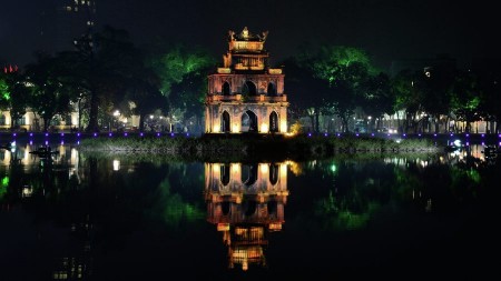 Hoang Kiem Turtle Lake