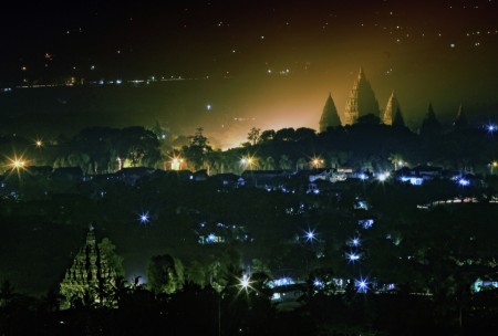 Poros Prambanan - Sojiwan