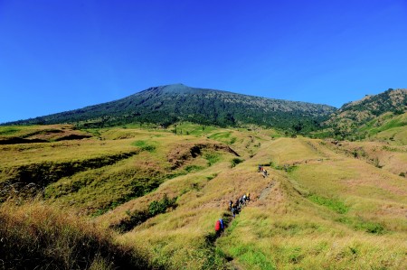 Goes to Rinjani