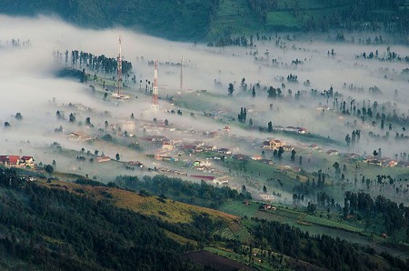 samar kabut  desa cemoro lawang