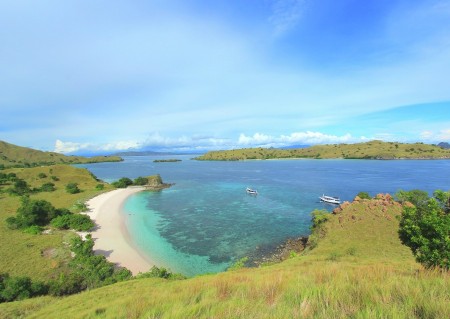 Pink beach - Komodo island