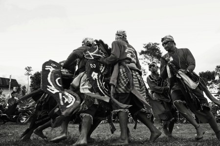 tarian kuda kepang merupakan sejenis tarian rakyat melayu tradis