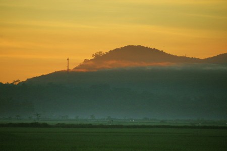 kabut tipis