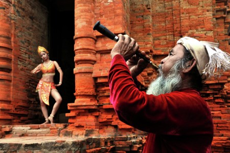 VÅ¨ ÄIá»†U CHAMPA