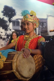 Kendang and the Javaneses Dancer