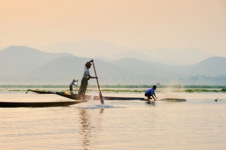 Morning on Inle lacke