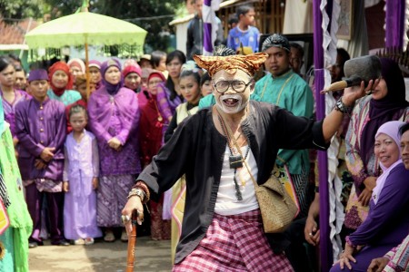 Aki Lengser