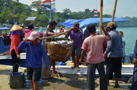Nelayan Sendangbiru