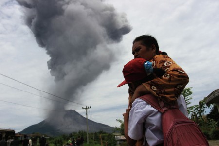 SINABUNG MELETUS