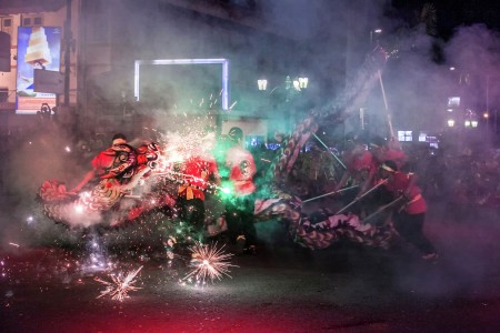 BARONGSAY (DRAGON DANCE)