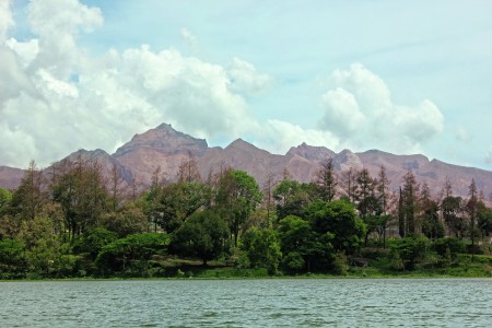 Pesona Gunung Kelud