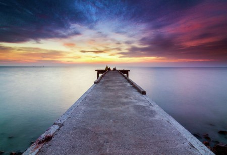 .: Waiting :.