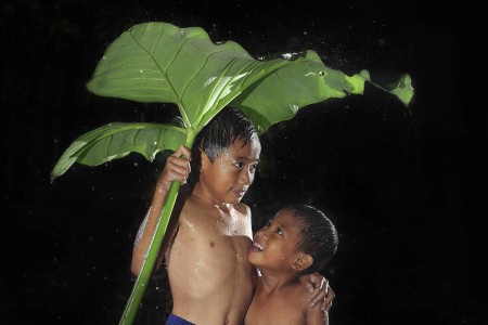 bersama adik