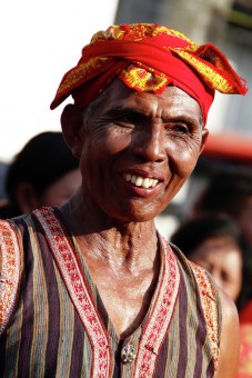 Senyum Cling